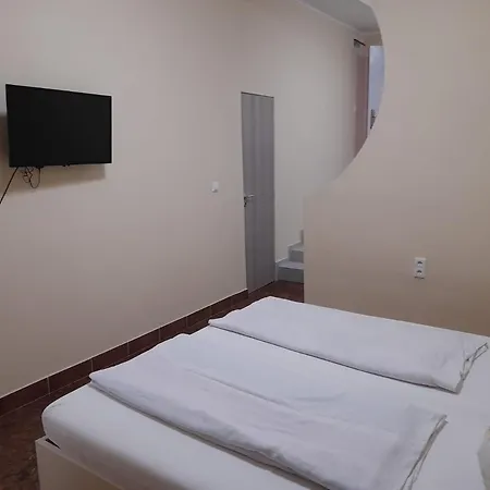 Silver Apartment